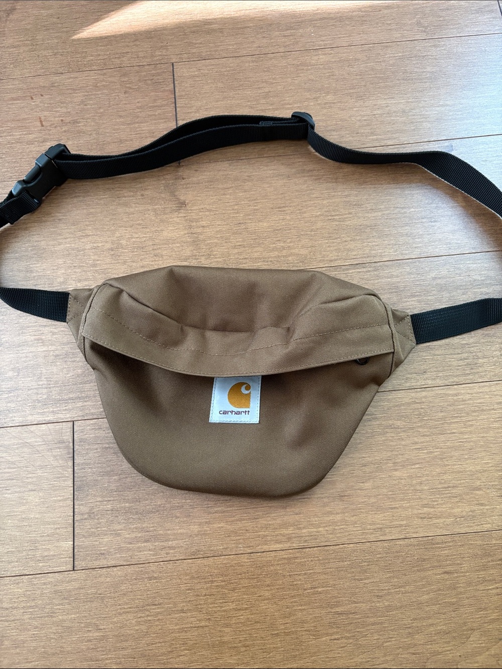 Carhartt bum bag hardly used